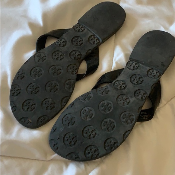 Tory Burch thongs - Picture 3 of 3